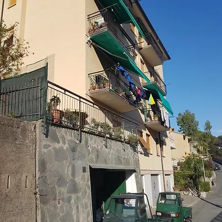 Park&beach Monterosso Fegina No Sea View 度假居